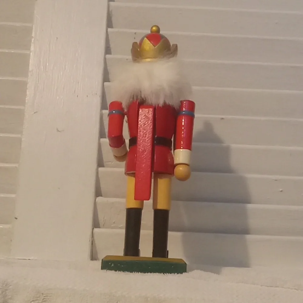 Nutcracker - Picture 2 of 3